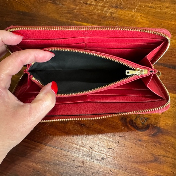 Loewe Red Long Wallet - Picture 4 of 14